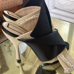 N 21 Beige and Black Satin Heels